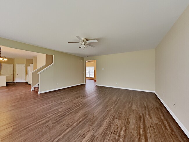 Building Photo - 302 Forest Bend Drive