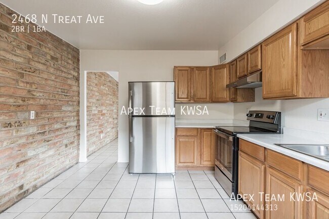 Foto del edificio - $1245- Beautiful 2 Bed | 1 Bath Duplex Uni...