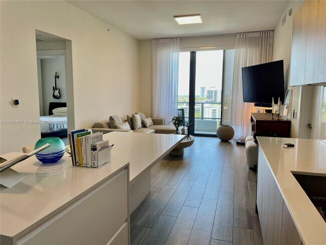 Foto del edificio - 2960 NE 207th St