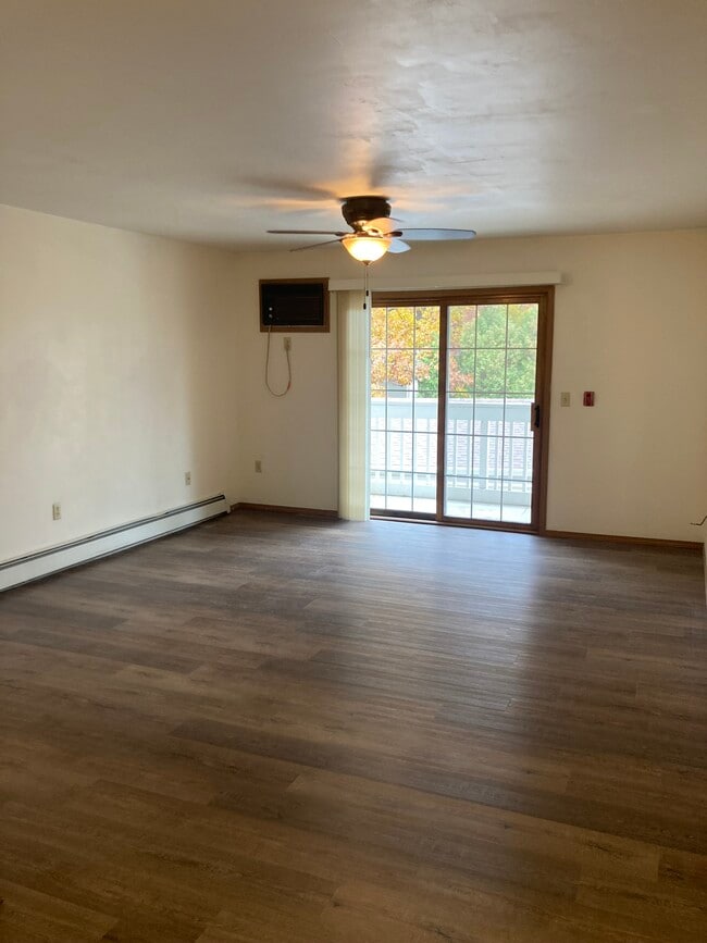 Foto del edificio - 220 Valley Road