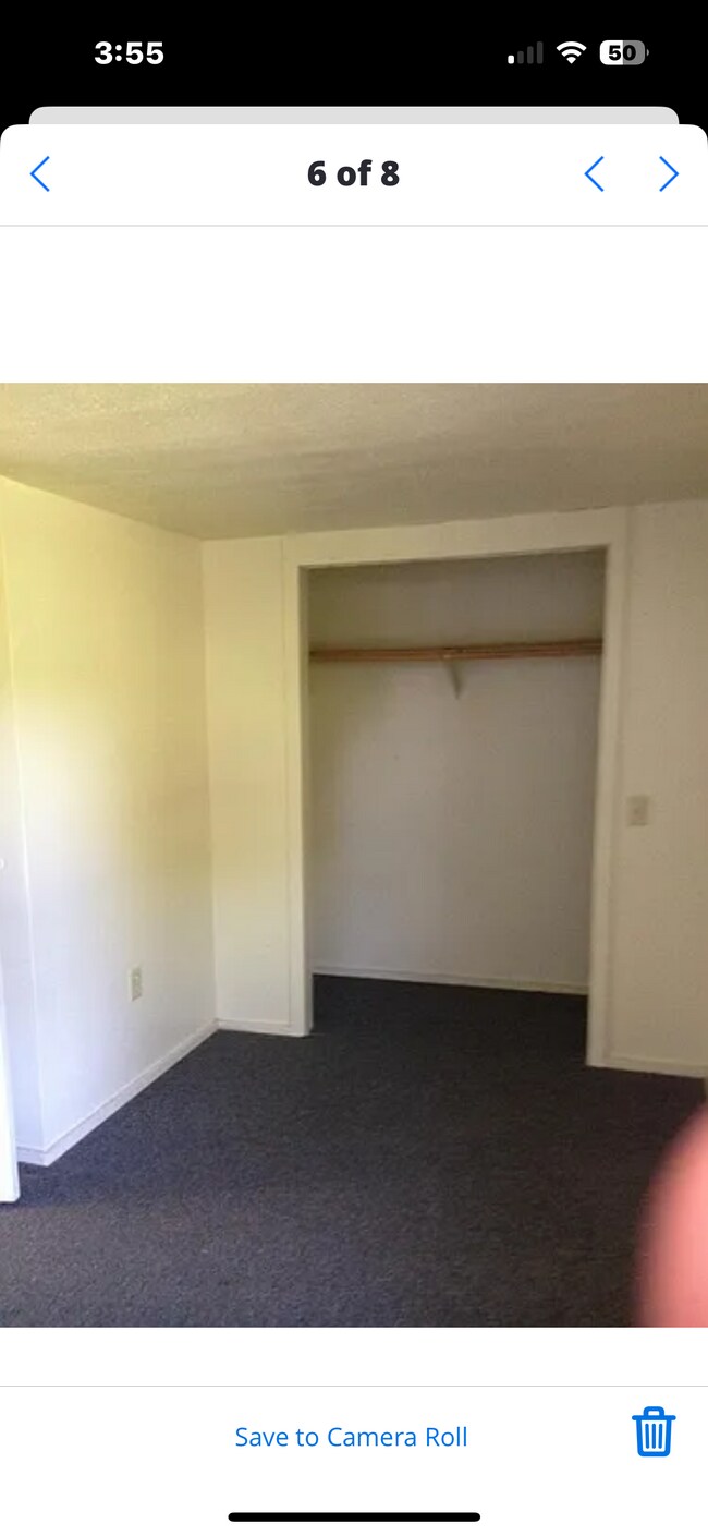 Foto del edificio - 7114 Ridge Rd