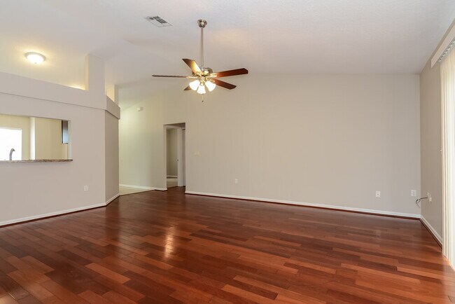 Foto del edificio - 7446 Briarbay Loop