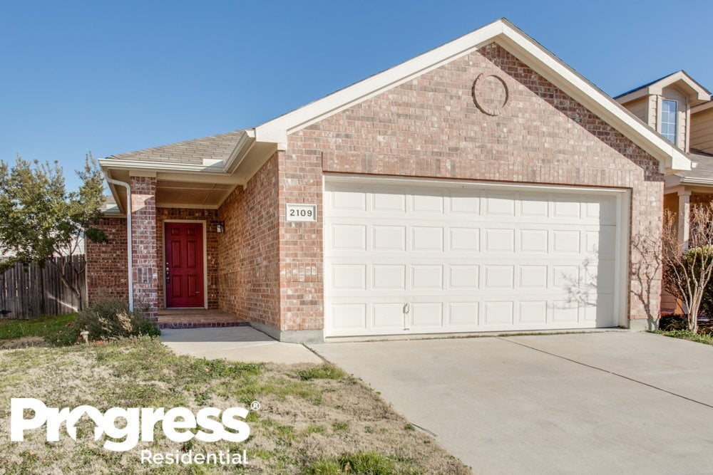Primary Photo - 2109 Ingrid Ln
