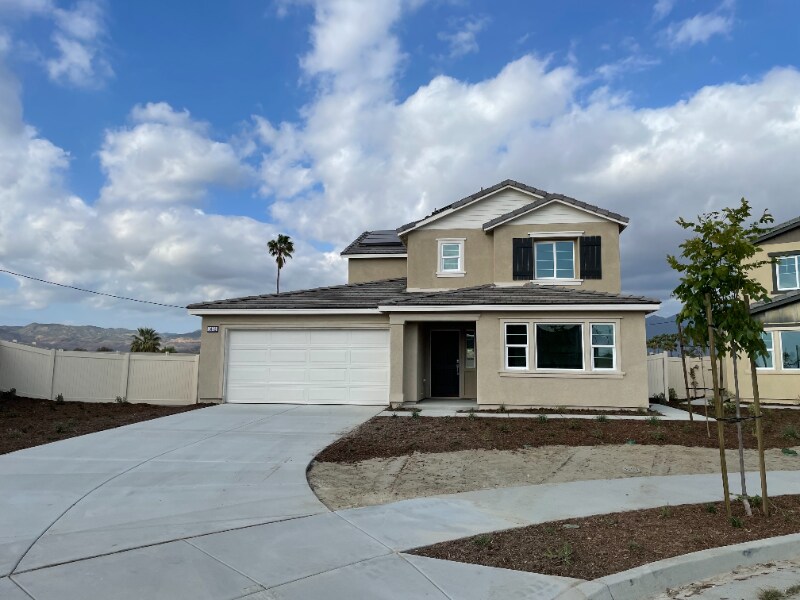 Primary Photo - 5872 Tangerine Ave