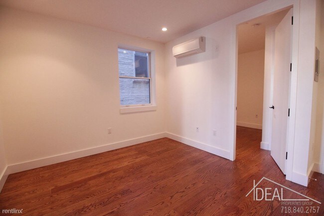 Foto del edificio - 205 Hawthorne St