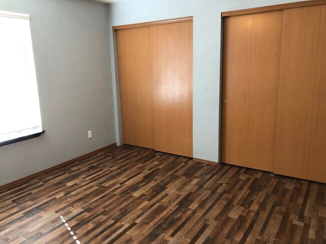 Foto del edificio - 1916 NW Canyon View Dr