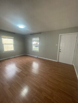 Building Photo - 758 Durbin St