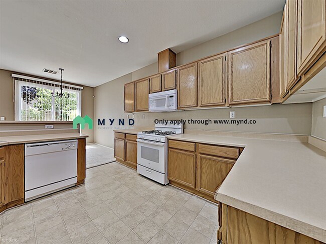 Building Photo - 3913 Prescott Pines St