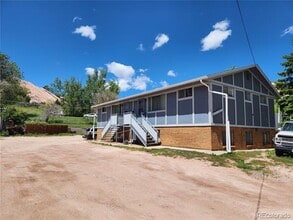 Building Photo - 609 Bear Creek Ave