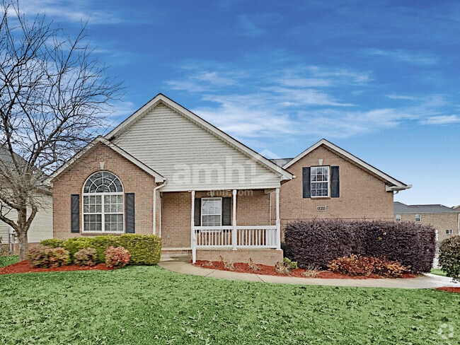 Building Photo - 1315 Chapmans Retreat Dr