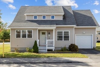 Building Photo - 4 Boxwood Dr