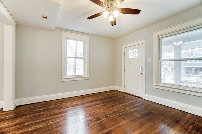 Foto del edificio - Great 2 Bedroom in Madisonville!