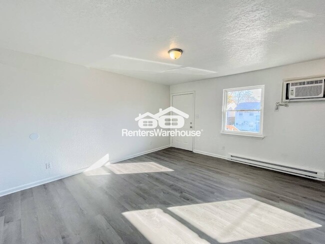Building Photo - 7441 Fenner St