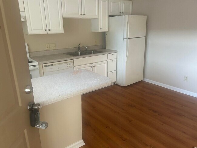 Foto del edificio - 4150 Horseshoe Rd N