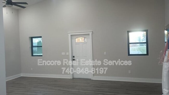 Building Photo - 14950 Park Pl Ave