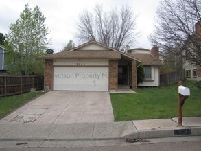 Building Photo - 3525 Cedarlawn Dr