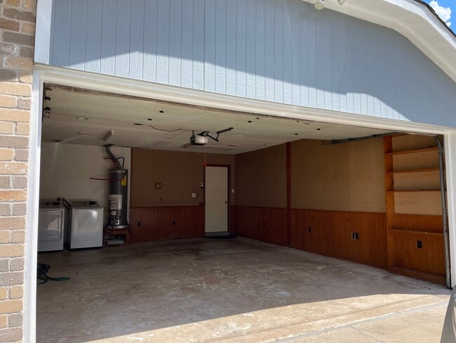 Photo - 2627 Old Fort Rd (Sugar Land, TX) House
