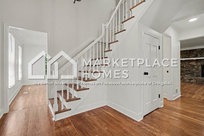 Foto del edificio - 190 Willow Glenn Dr