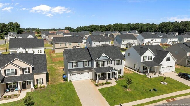 Foto del edificio - 4835 Quiet Pine Rd
