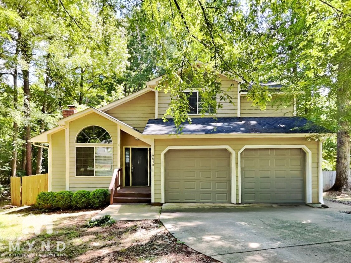 Foto principal - 9640 Surrey Rd