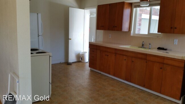Foto del edificio - 2 br, 1 bath House - 867 Edelweiss Street