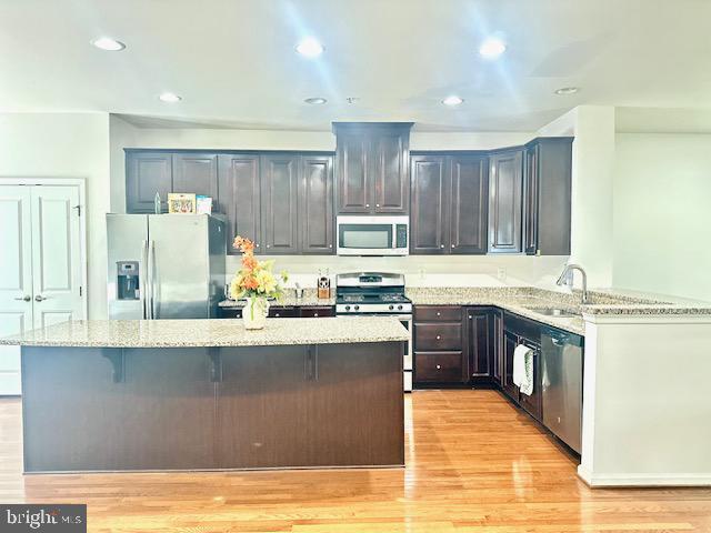 Foto del edificio - 22335 Honey Hill Ln