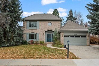 Building Photo - 4509 S Meadow Dr