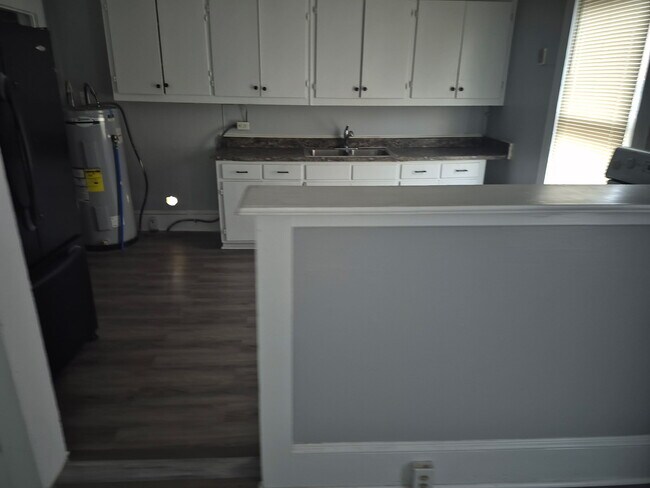 Foto del edificio - 1226 Old Wilkesboro Rd