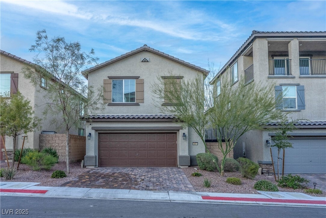 Primary Photo - 10673 Sariah Skye Ave