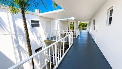 Building Photo - 4255 N University Dr