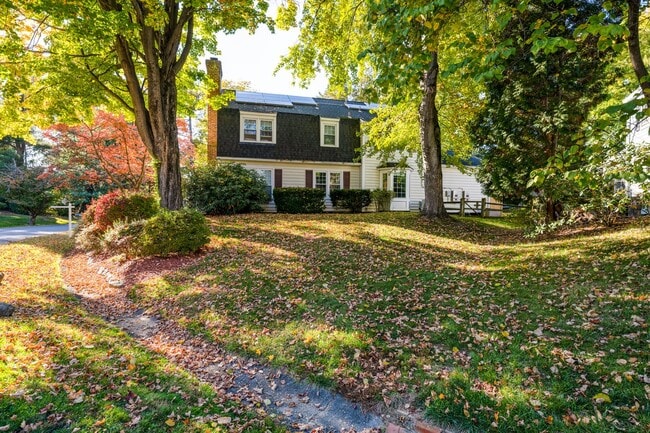 Building Photo - Amazingly Beautiful Colonial - Montgomery ...