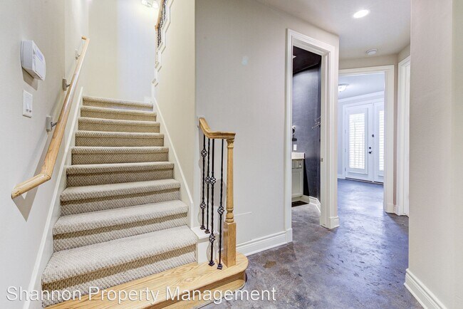 Building Photo - 3 br, 2 bath House - 2724 Sherwin Street