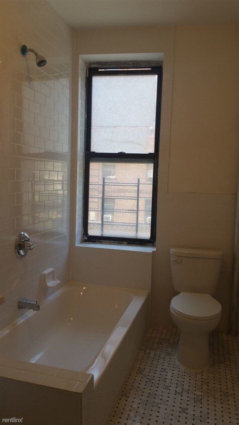 Primary Photo - 726 Ocean Ave