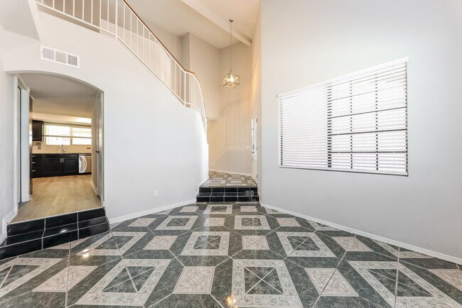 Foto del edificio - 4653 N 100th Ave