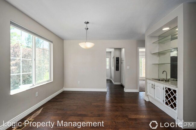Foto del edificio - 2 br, 2 bath House - 3436 S. Brookview Ln.