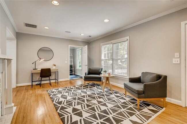 Foto del edificio - 3182 Clairwood Terrace