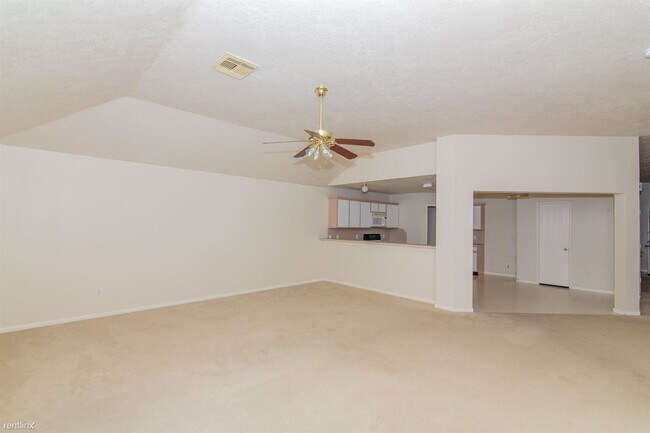 Building Photo - 3 br, 2 bath Condo - 29007 Stone Fox Dr