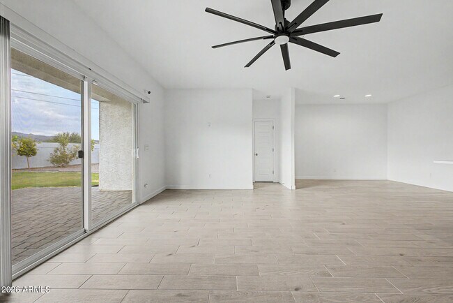 Building Photo - 2058 S 241st Ave