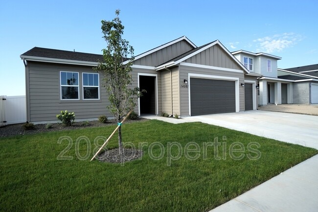 Building Photo - 14561 Pne Knl St
