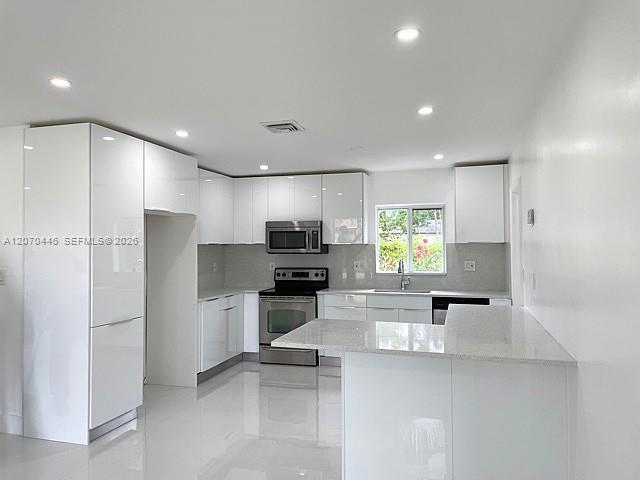 Foto del edificio - 15900 SW 102nd Ave