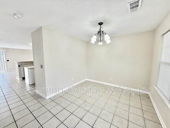Building Photo - 3063 Harpeth Springs Dr