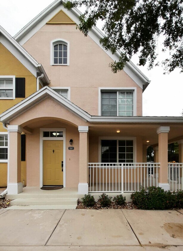 1561 SE Pomeroy St, Stuart, FL 34997 Condo for Rent in Stuart, FL