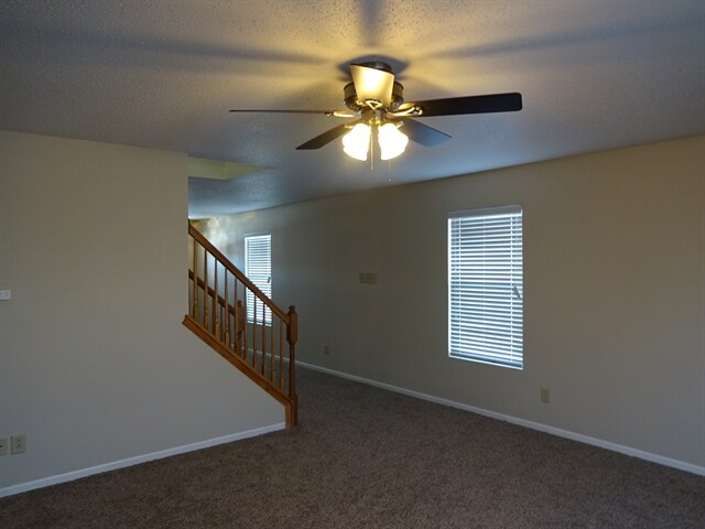 Building Photo - 527 Bridgewater Dr