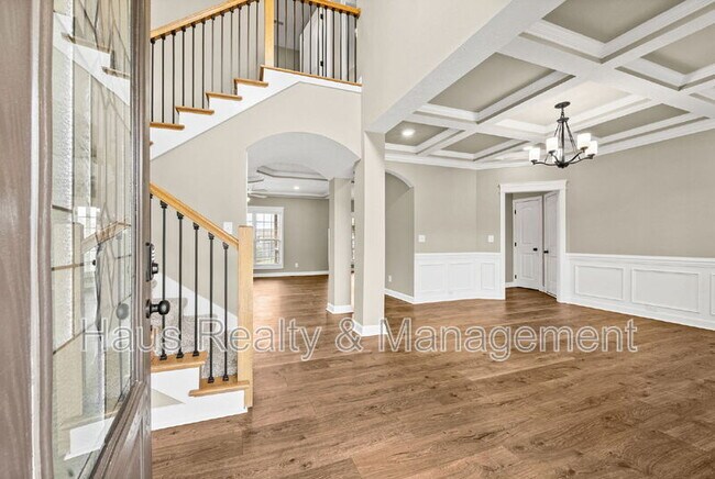 Foto del edificio - 415 Glenstone Springs Dr