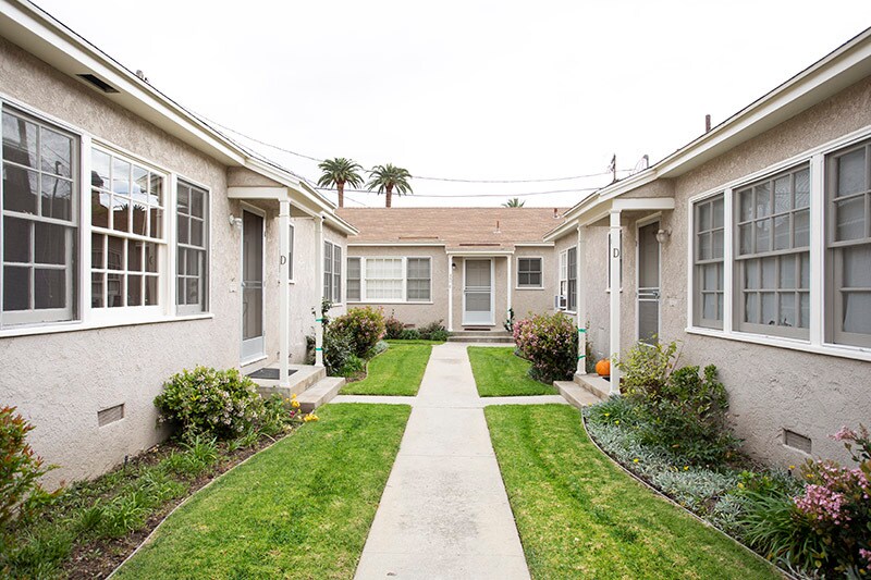 Foto principal - 440 W Stocker St