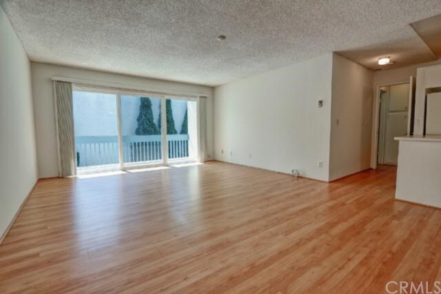 Living Room - 605 S Prospect Ave
