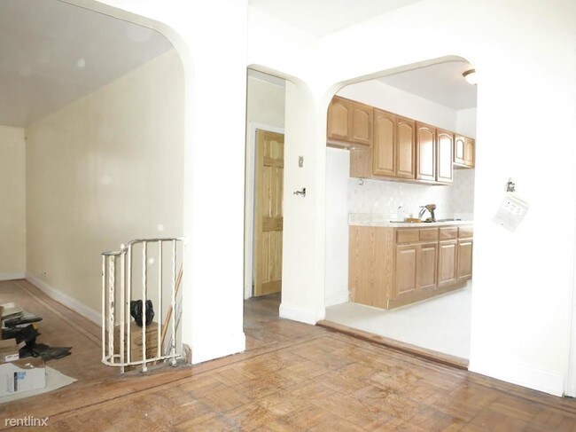 Foto del edificio - 2661 Marion Ave