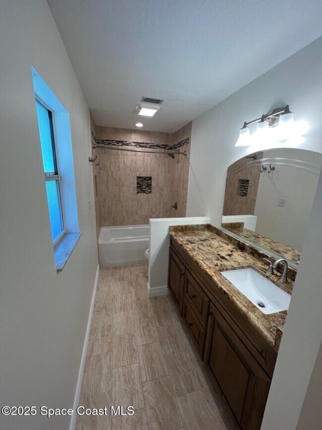 Foto del edificio - 3835 Shady Run Rd
