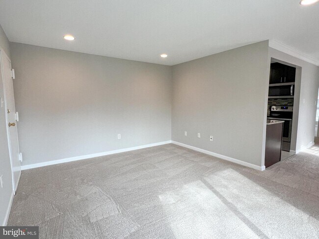 Building Photo - 17804 Buehler Rd