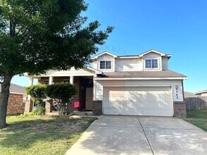 Building Photo - 3302 Catalina Dr